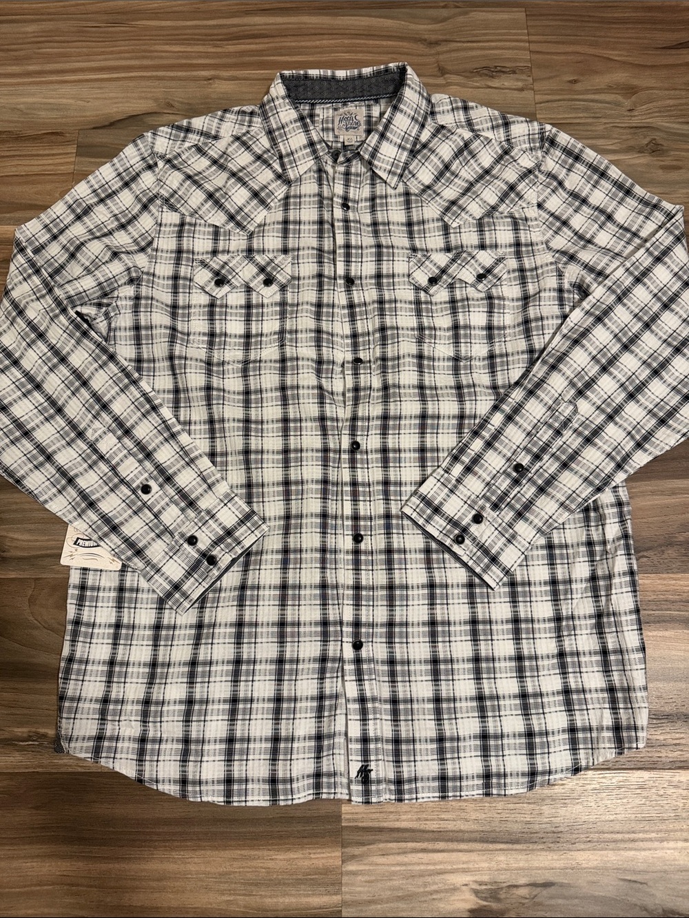 Moon Shine Spirit Shirt Mens XL Black Plaid Long Sleeve Snap Front Western NWT